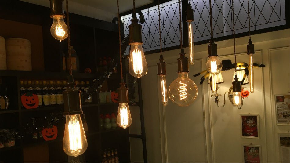 How Much Light Do Vintage Incandescent Edison Bulbs Really Give Out? - Nostalgicbulbs.com